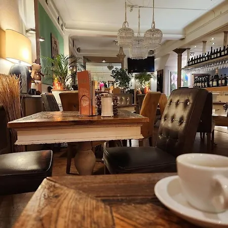 Gaestehaus Cafe Orth Zimmer3